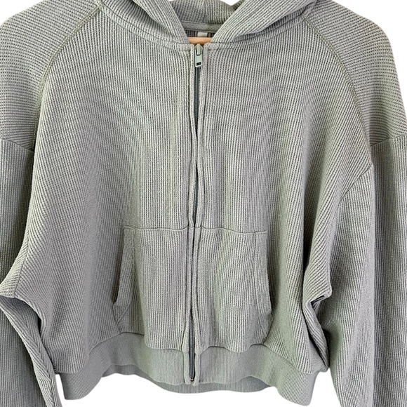 SKIMS Waffle Zip Up Cropped Jacket in Mineral Sage Green Size Large - Picture 4 of 11